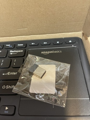 NEW! Amazon Basics Wireless Keyboard with Touchpad for Smart TV's Model: K4N-US - Picture 3 of 10