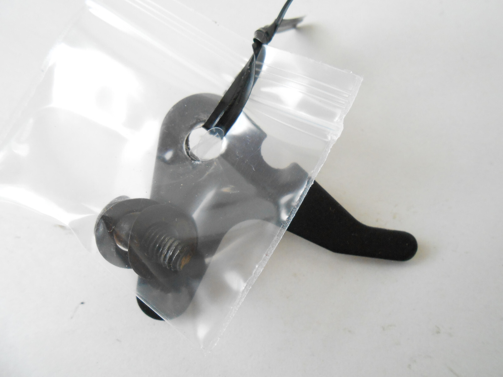 Black & Decker Belt Sander 7451 TYPE 2 Parts Bar / Bolt / Washers