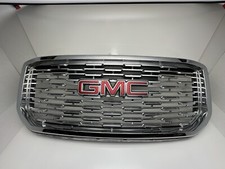 2015 2016 2017 2018 2019 2020 GMC YUCON DENALI GRILLE CHROME EMBLEM OEM USED