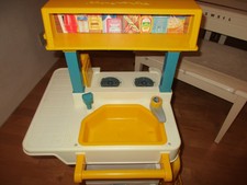 fisher price kitchen 1980s