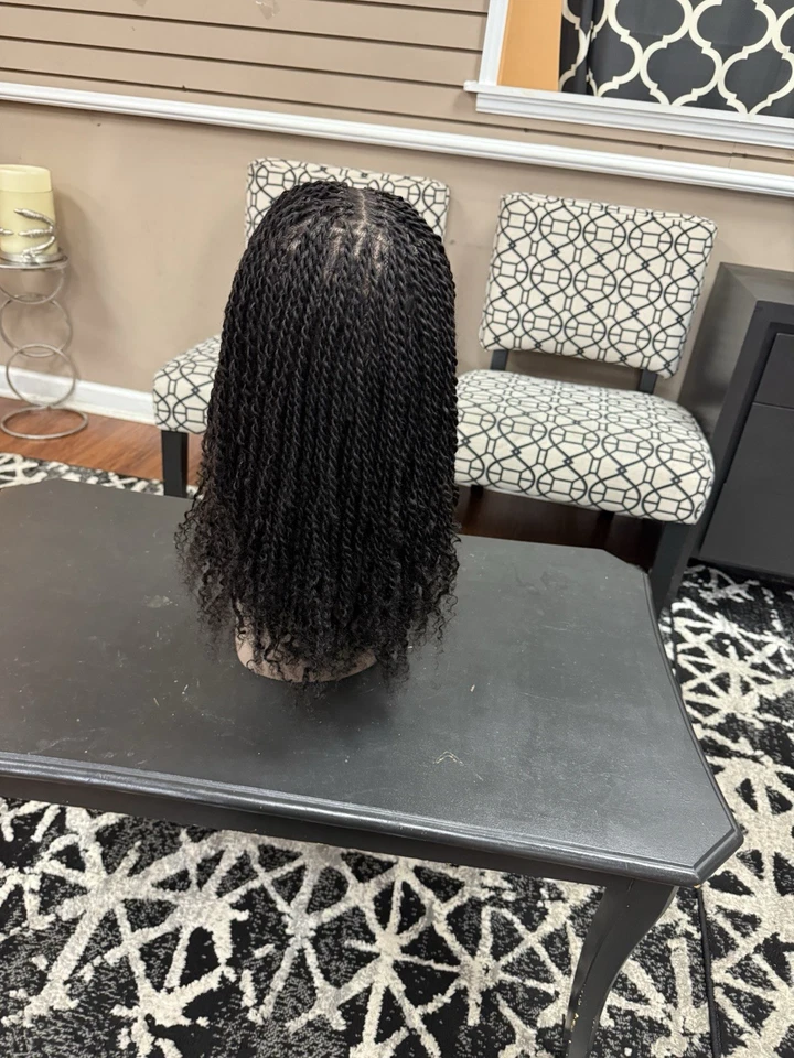 Pelucas de cabello humano Mini Twist Foto 4 de 4