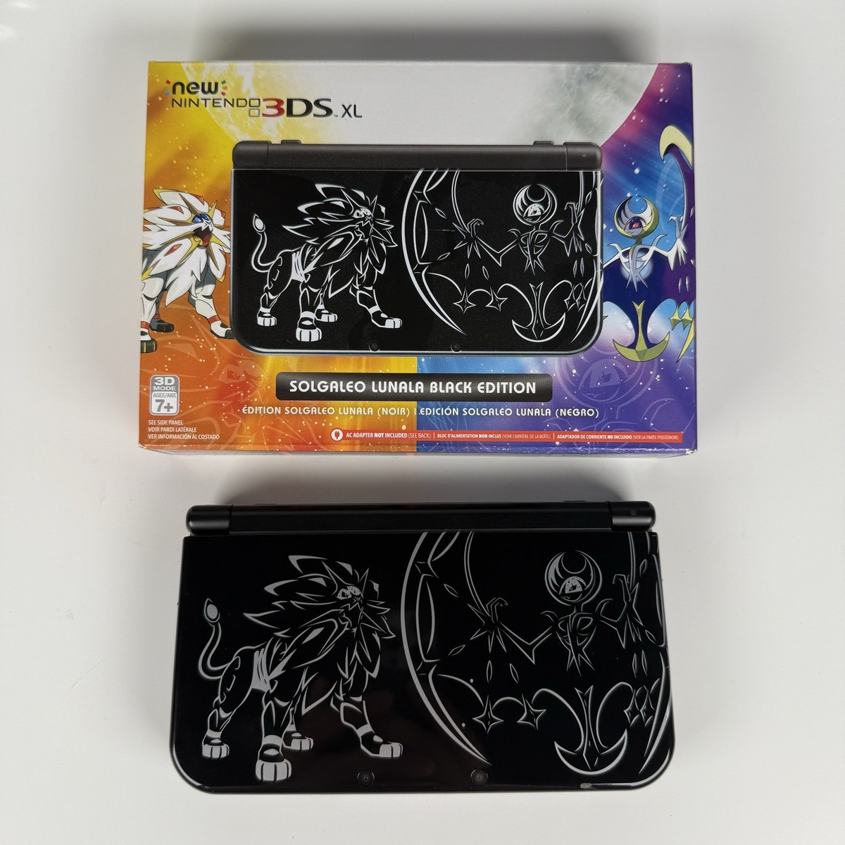 Nintendo 3DS XL Pokemon Sun & Moon Solgaleo Lunala Edition