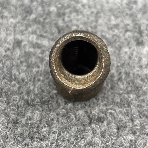 Lot of 6 - 3/8" 304 stainless stee 45 Degree Elbow Threaded NPT Class 150 Used - Picture 6 of 13
