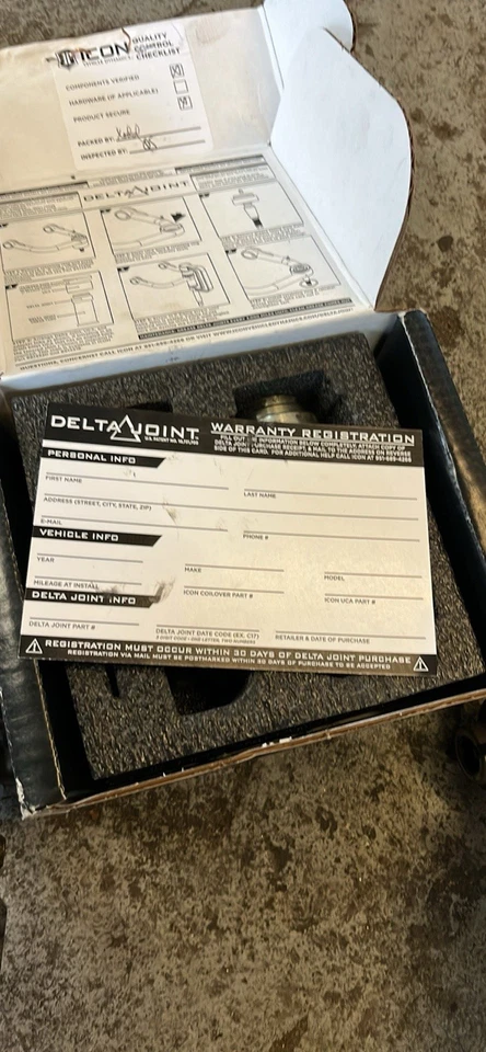 Kit de brazos de control superiores delanteros ICON UCA Billet para Toyota Tacoma 2005-2023 Foto 4 de 4