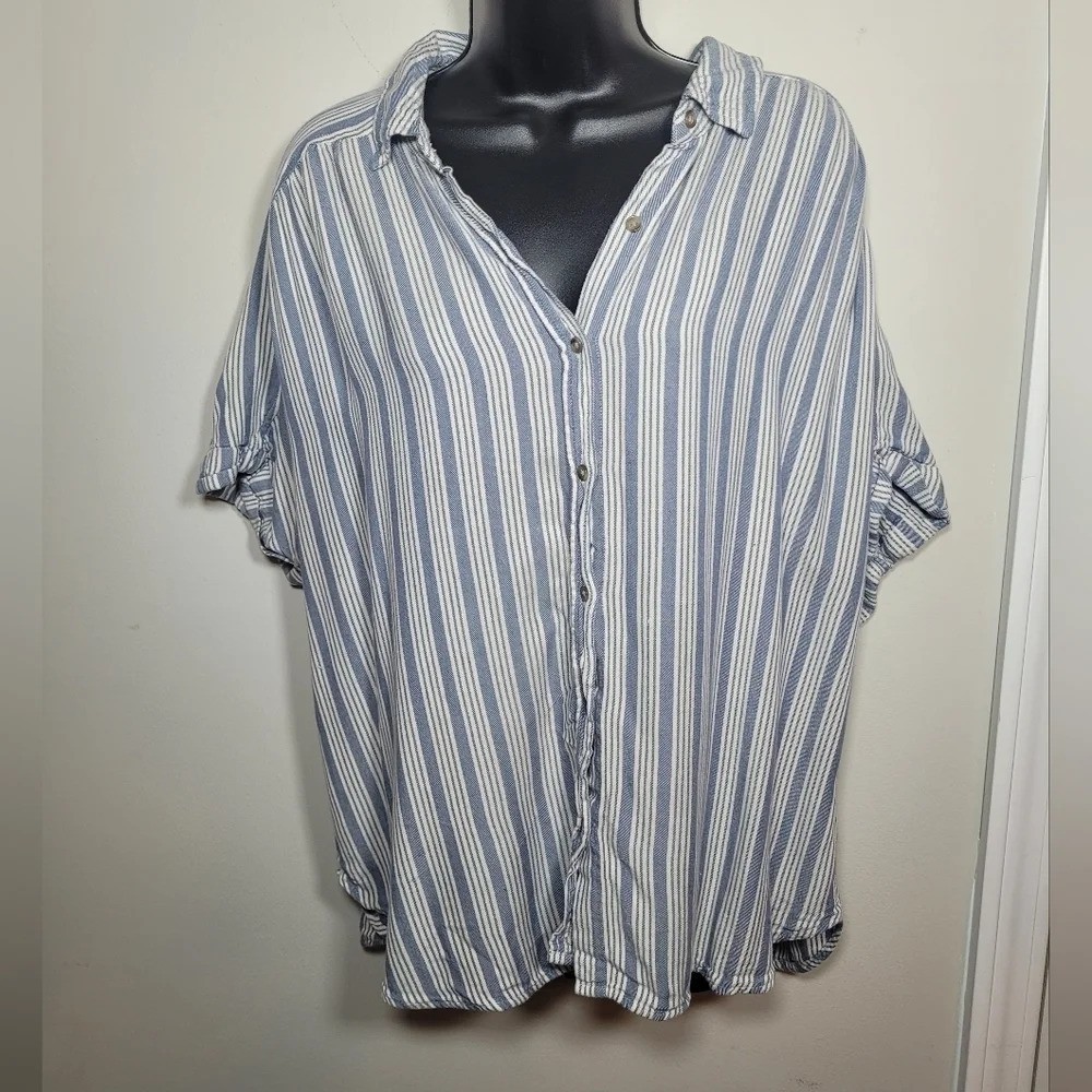 Universal Thread Striped Button Down Short Sleeve… - image 1