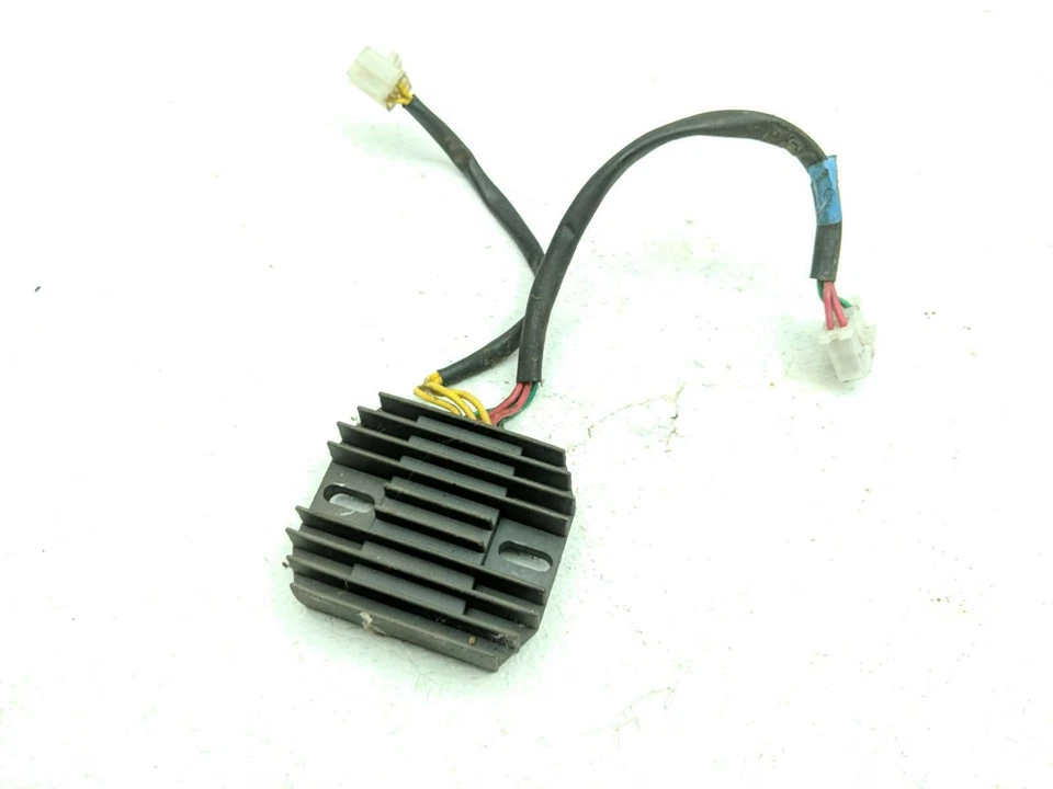 Regulador de voltaje rectificador 84 85 Honda Sabre VF1100S V65 Foto 4 de 4