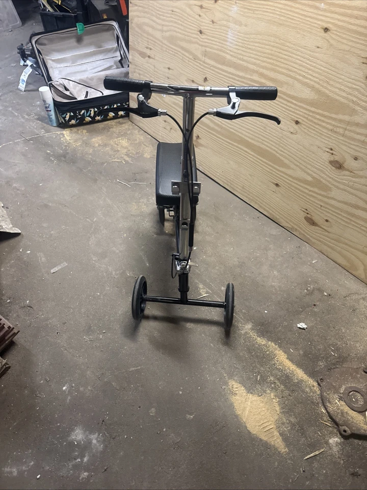 Medline Four Wheeled Kneewalker Model # MDS86000G4 (Used) - Image 3 of 3