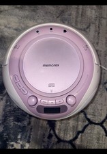 Portable CD Player / AM-FM Stereo Radio Boombox style