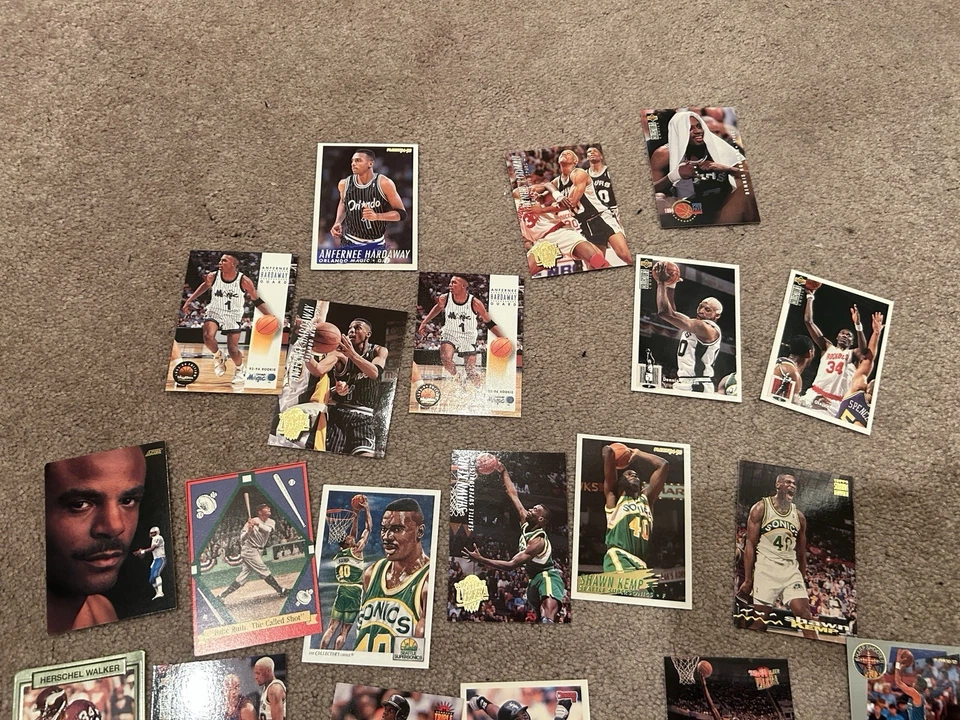 Lote de 150 tarjetas deportivas mixtas de la década de 1990 de béisbol, baloncesto con estrellas Foto 2 de 4