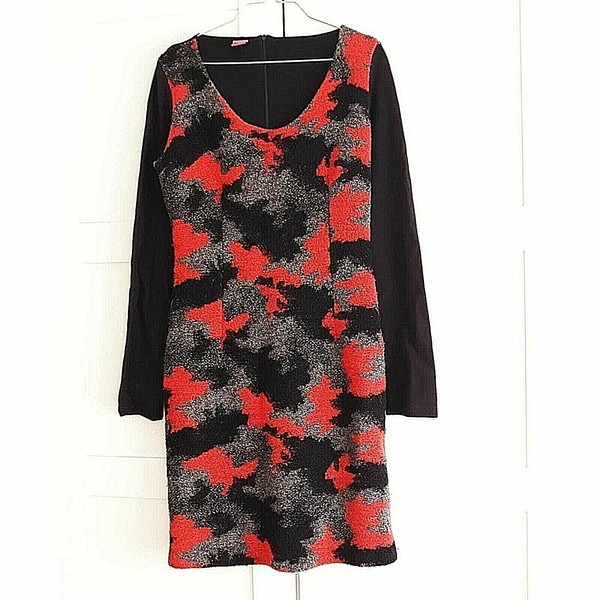 vestido Save The Queen talla XL,  nuevo sin etiqueta