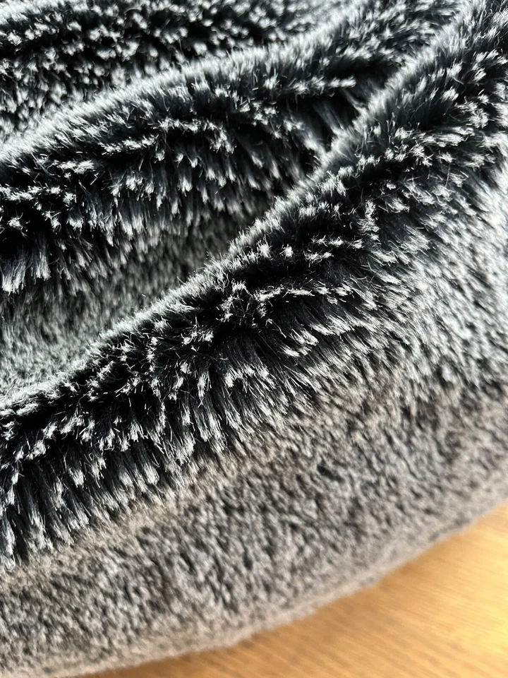 Sitzsack PUSHBAG grau schwarz BAG500 Kunstfell Fellimitat Fell Flokati XXL  - Bild 3 von 4