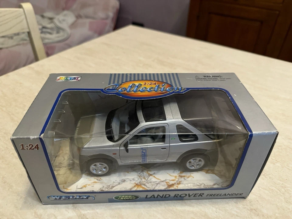 SPLENDIDA LAND ROVER FREELANDER WELLLY  1:24 NUOVA IN BOX DA COLLEZIONE - Immagine 3 di 4
