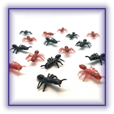 20 Stück Ameisen rot und schwarz Halloween Fasching Grusel Ekel Dekoration Deko 