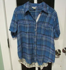 Blue Plaid Button Up Shirt Lace Panel Women's Size Medium Short Sleeve True Self
