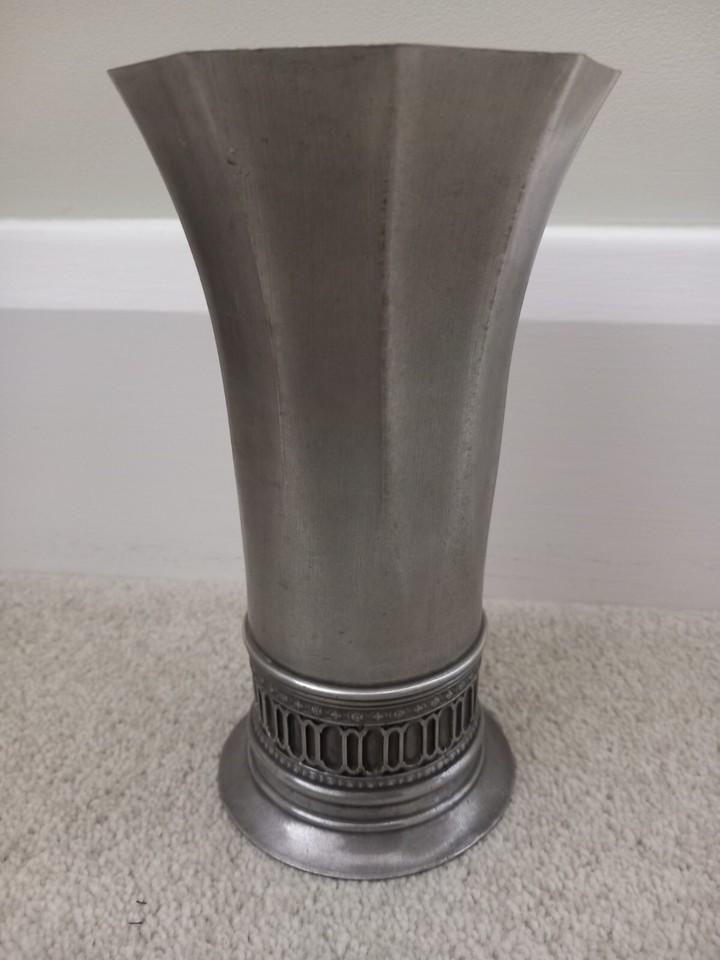 ROYAL SELANGOR PEWTER Vintage Vase V&A Museum (Collectable Art Interior