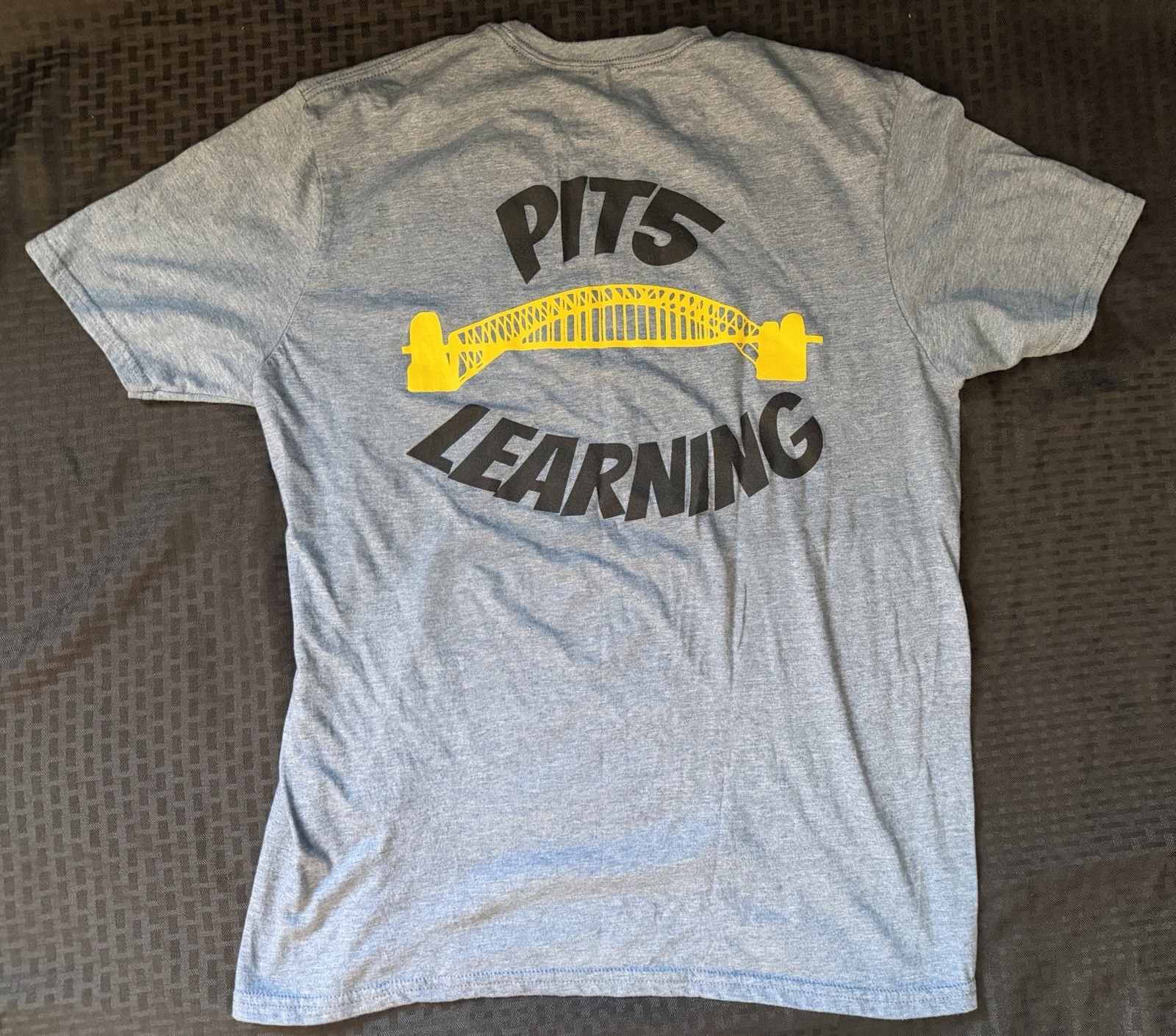 Amazon PIT5 Learning Shirt Medium Pittsburgh Sort… - image 1