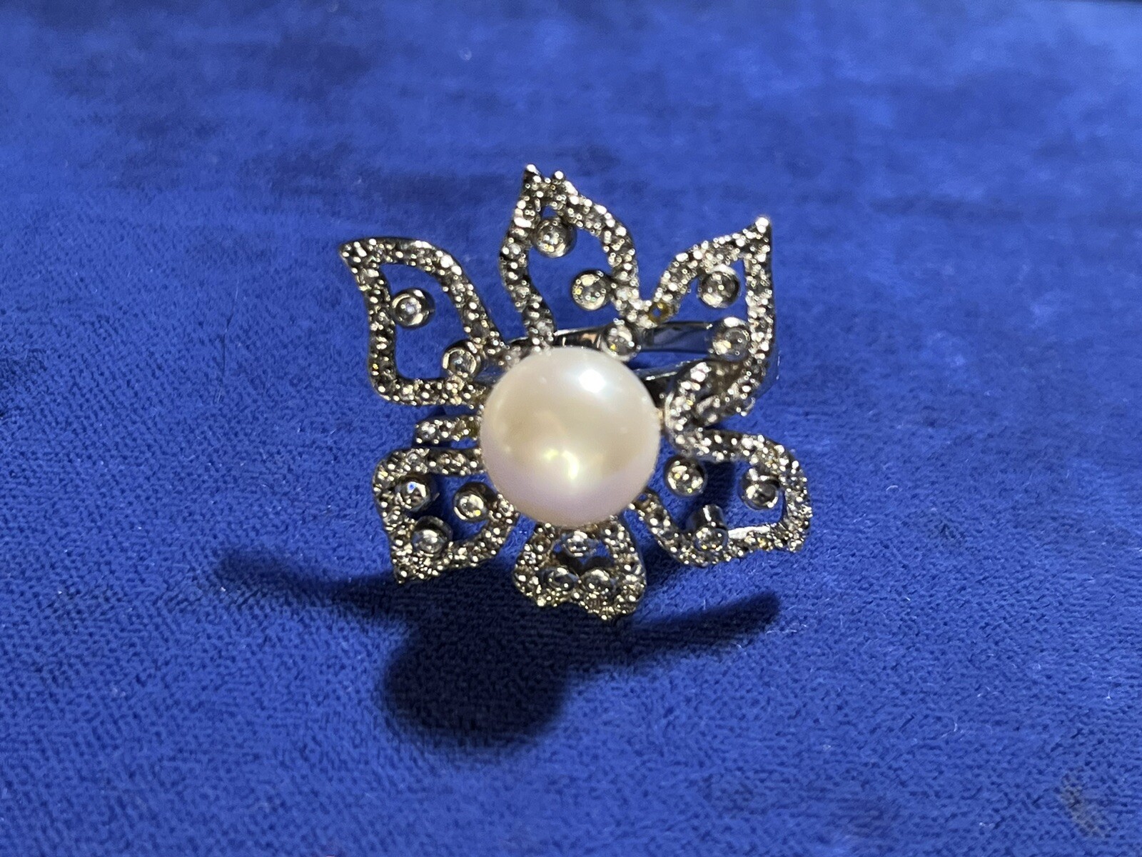 CGI Large Flower Rhinestone Ring With Large Pearl… - image 5