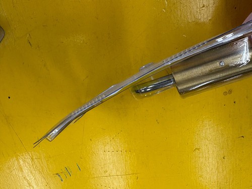Candado combinado reajustable de latón Master Lock 975 - Imagen 5 de 8