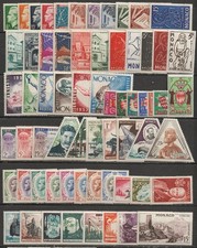 Monaco  Lot de 127 timbres Timbres  x des années 1950/1959  cote 343€