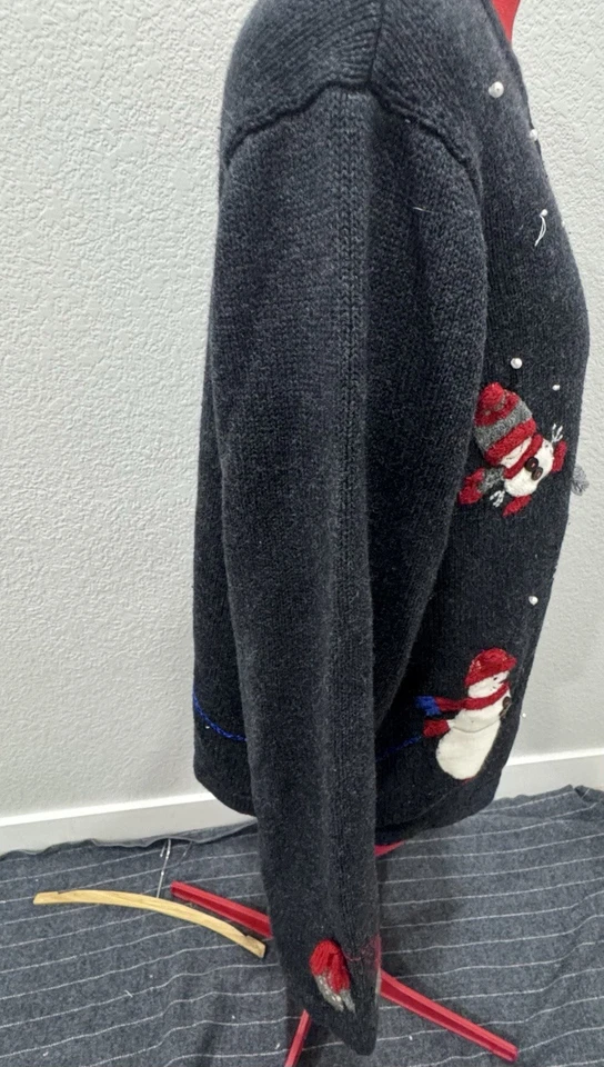 Cardigã suéter Natal boneco de neve bordado cinza com zíper férias inverno - Imagem 4 de 4