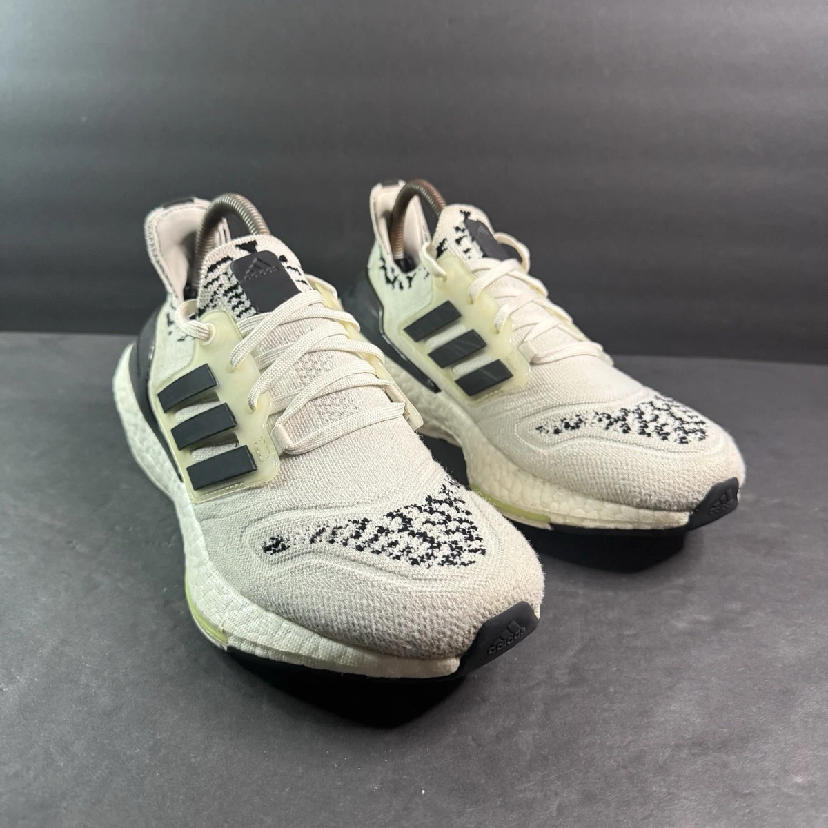 adidas gazelle silver green womens Adidas Ultra Boost 22 Zebra main image 1