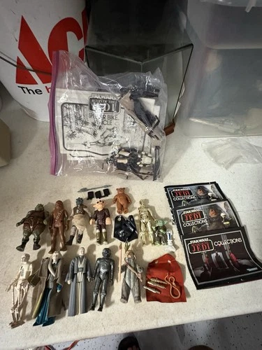 1983 HUGE Kenner ROTJ Figures Speeder Bike Ewok Village Teebo Anakin Paploo