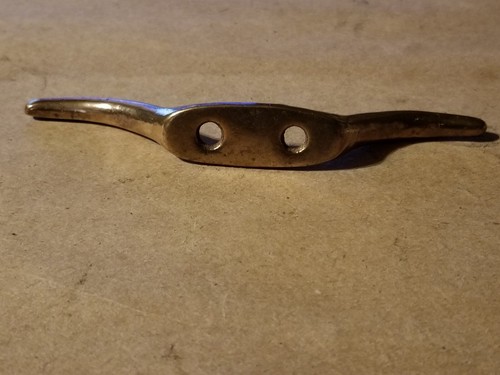 Vintage WC Wilcox-Crittenden Bronze 1.7 Oz / 4.5" Rope Tie Down Boat Cleat NICE! - Picture 6 of 6