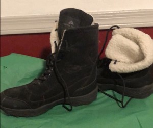 fleece lined hiking boots