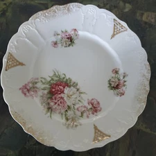 Vintage Hand Painted  Plate. Unmarked