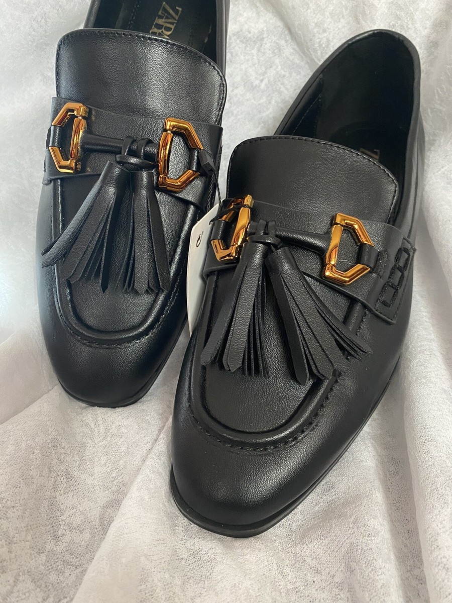 ZARA ブラック ローファー　40(26.0) ZARA VIBRAM® レザーローファー ブラック 40 - メルカリ