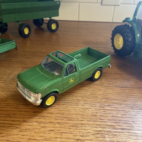 Vintage Lot Of 6 John Deere Diecast Miscellaneous Items - Picture 17 of 24