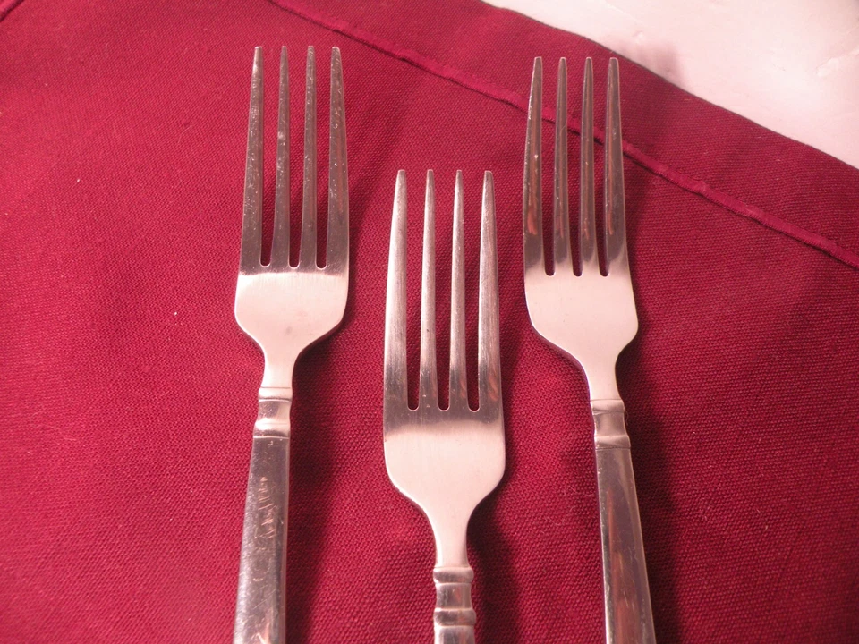 3 tenedores de cena Heritage Mint Ltd BENTLEY acero inoxidable brillante 18/10 cubiertos 7 3/4" Foto 2 de 4