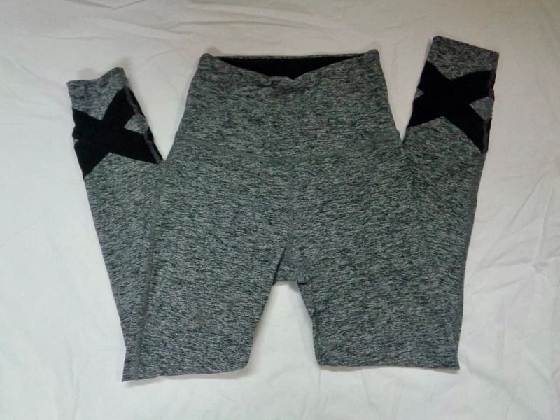 beyond-yoga vysoké kompresní černý lem kotník leggings
