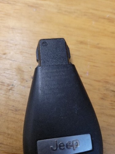 OEM JEEP GRAND CHEROKEE COMMANDER KEYLESS REMOTE FOB FOBIK IYZ-C01C -PREOWNED- - Picture 7 of 10