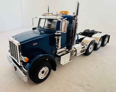 1:50 Blue Peterbilt 367 Tri-Axle Day Cab Diecast Model By First Gear