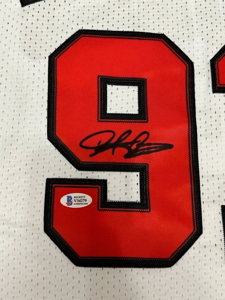 Camiseta RODMAN Firmada a Mano Talla L Bulls BECKETT Autenticación Foto 4 de 4