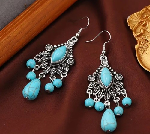 Pendientes colgantes estilo bohemio retro con incrustaciones de turquesa - Imagen 2 de 6