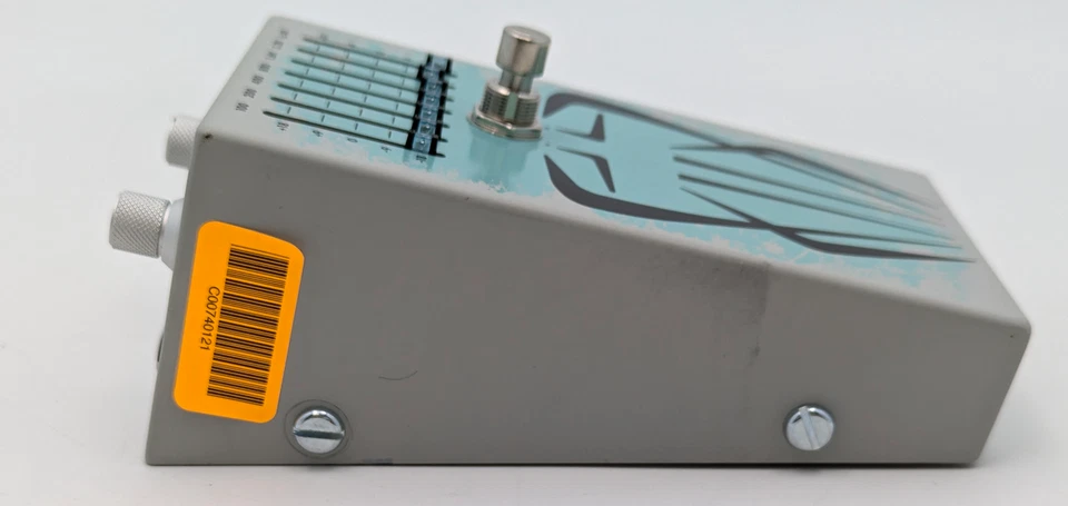 Jim Dunlop SIETE SANTOS OCTAVIO FUZZ Digital Guitar Pedal (BFG07) - Image 3 of 4