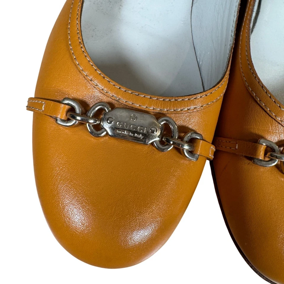 Zapatos planos de ballet de cuero con logotipo vintage de Gucci caléndula tostado camel talla 36,5C Foto 4 de 4