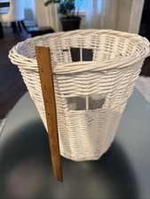 White Wicker Wastepaper Basket Trash Can Woven Shabby Chic Cottage Farmhouse 11”