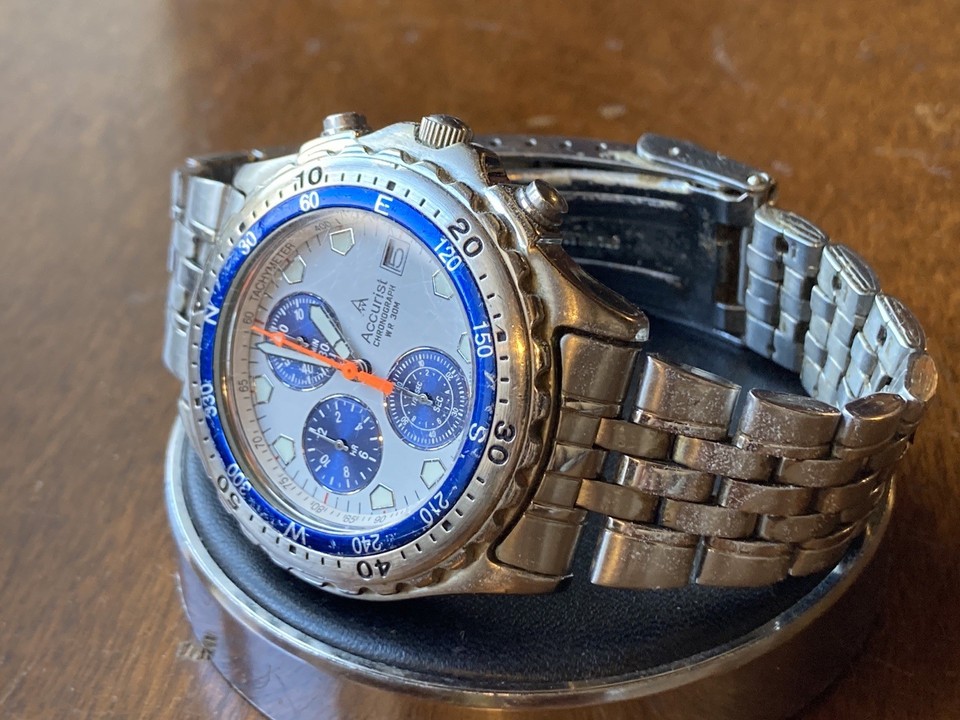 Montre Bracelet L'AUTOMOBILE Chrono OS60 - Cadran Blanc, Acier, Bracelet Cuir, Mouvement Quartz - Occasion