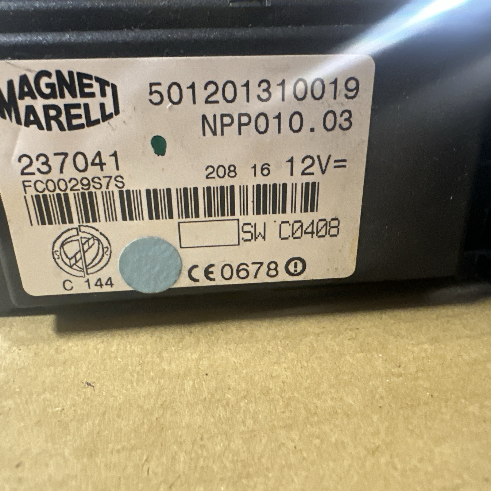 03-13 Maserati Quattroporte M139 Front Right Side Door Window Control Switch OEM