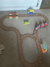 ELC Happyland Train Station,Barrier Crossing, Train Driver, Passenger, Train  