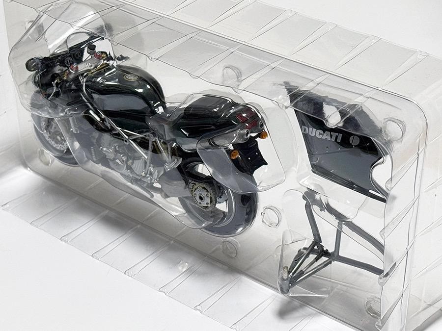 Minichamps 1/12 Ducati 996 Matrix Reloaded Minicar | eBay