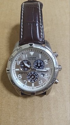 Citizen E820 S080304 Chronograph Wristwatch Silver Dial Brown