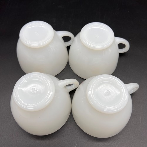 Anchor Hocking Wheat White 8-Piece Set Milk Glass 4 Cups & Trays Plates Box - Picture 11 of 20