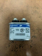 Bard Genteq 8552-002 370V Oval Run Capacitor 5uf 5 uf New 27L5555