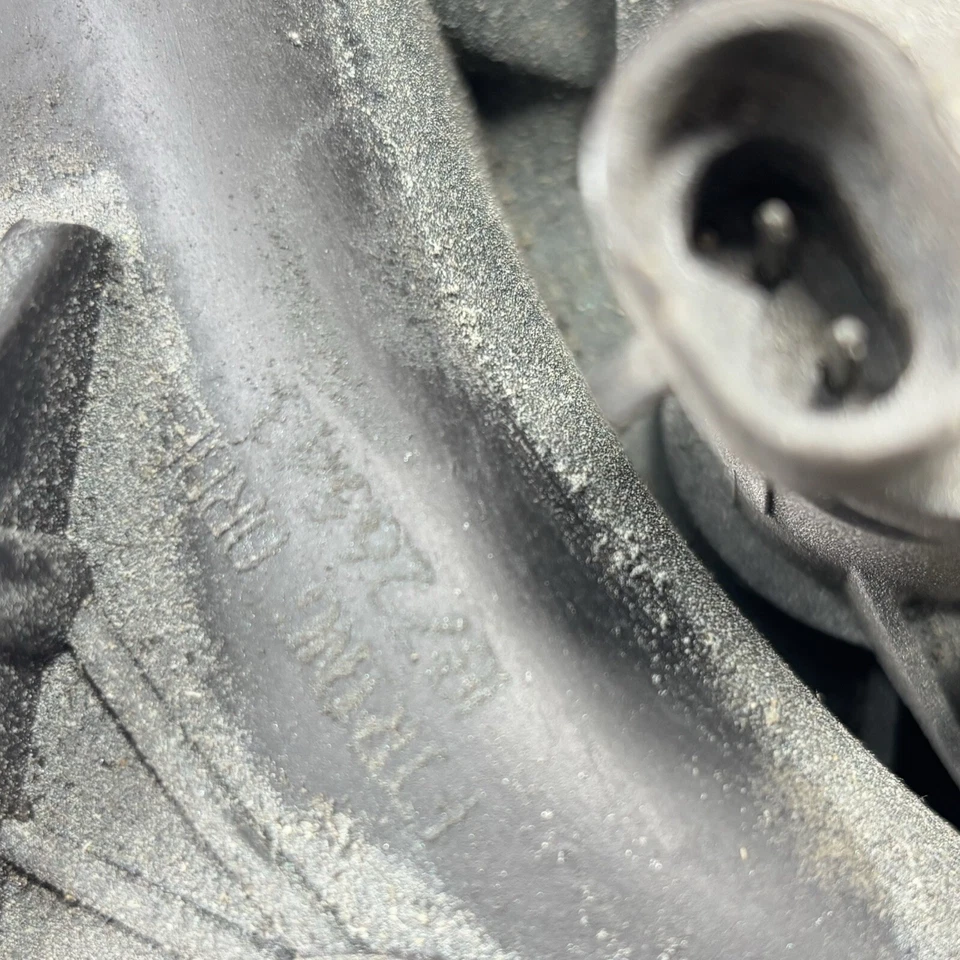 GMC Sierra Silverado 1500 Tahoe Yukon 2004-2006 colector de admisión de 5,3 l GM 18726543 Foto 4 de 4