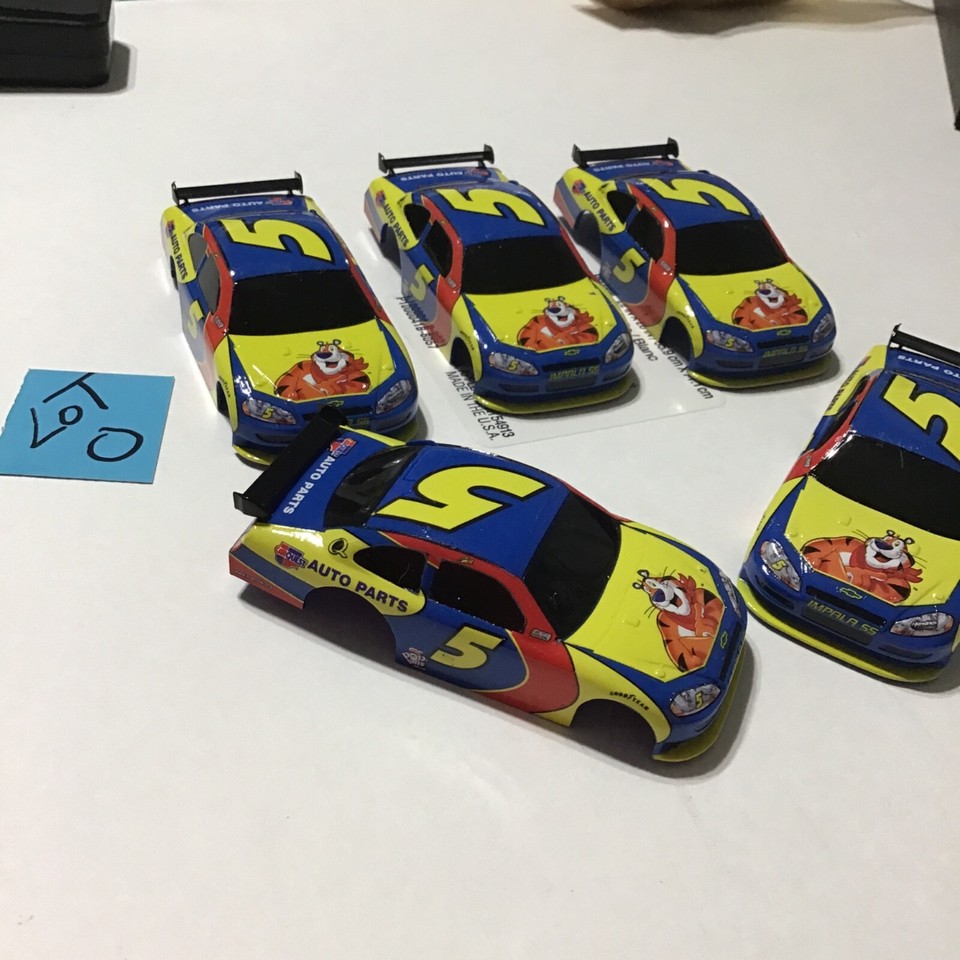 VINTAGE 5 PIECE GROUP SLOT CAR BODIES / FROSTED FLAKES / 5 / NOS LOOSE