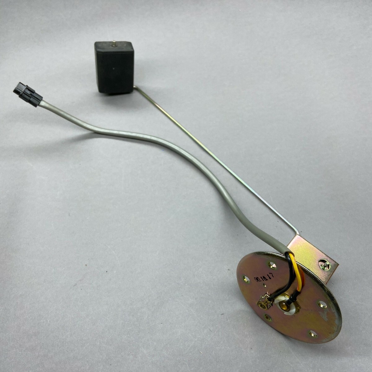 34810-77E00 sensor fuel level unit sender gage assy for